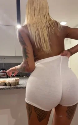 Mia (24 años) — Pilar, Argentina - 95