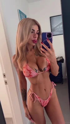 Tiff (29 years) — Microcentro, Argentina - 15