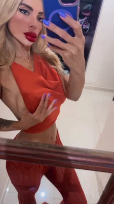 Tiff (29 years) — Microcentro, Argentina - 18
