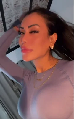 Delfina (29 años) — Palermo, Argentina - 90