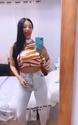 Melisa (26 anos) — Microcentro, Argentina - 66