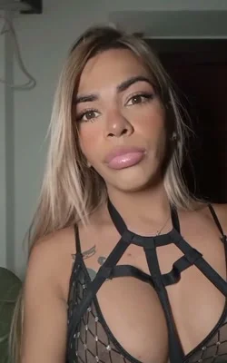 Ambar B (31 años) — Recoleta, Argentina - 82