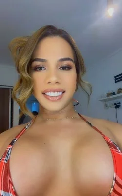 Paris Georgina (22 años) — Recoleta, Argentina - 1