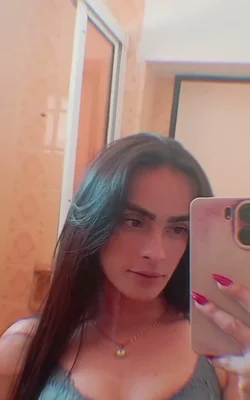 Aida (25 años) — Villa del Parque, Argentina - 17