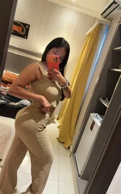 Samara (25 años) — Iguazú, Argentina - 33