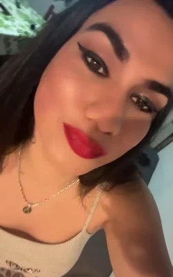 Estrella Paraguayita (26 años) — Güer Aike, Argentina - 63