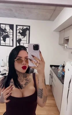 Danita (23 años) — Mar del Plata, Argentina - 29