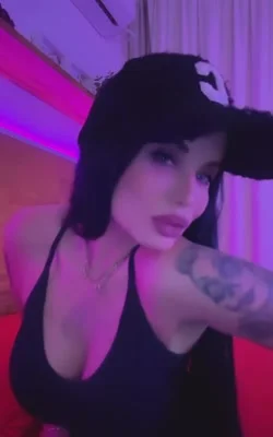 Suelen (28 años) — Microcentro, Argentina - 34