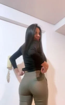 Hanna Nahir (32 years) — Caballito, Argentina - 69