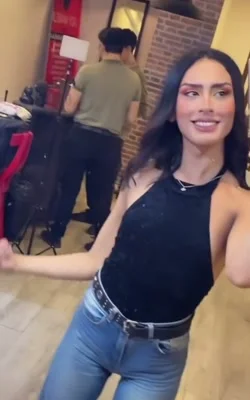 Sofia (21 anos) — Belgrano, Argentina - 25