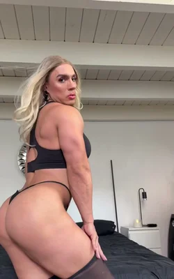Shaina (29 años) — Tribunales, Argentina - 266