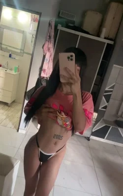 Brisa Sur (20 años) — Avellaneda, Argentina - 246