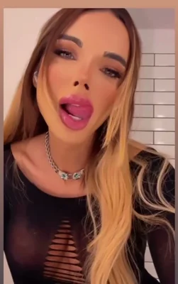Florencia Kardashian (30 años) — Palermo, Argentina - 248