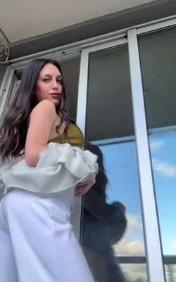 Salma (29 years) — Las Condes, Chile - 12