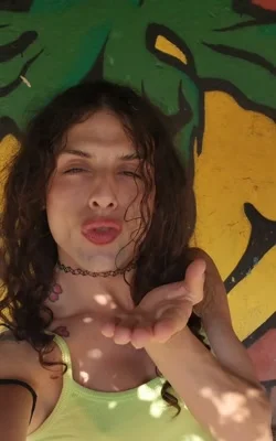 Lucy Lp (29 años) — La Plata, Argentina - 19