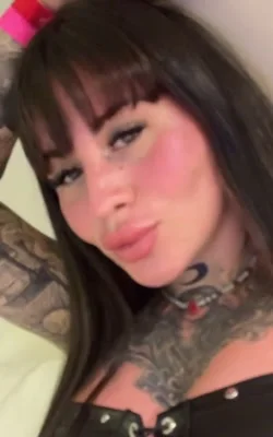 Anna (28 años) — Tigre, Argentina - 13