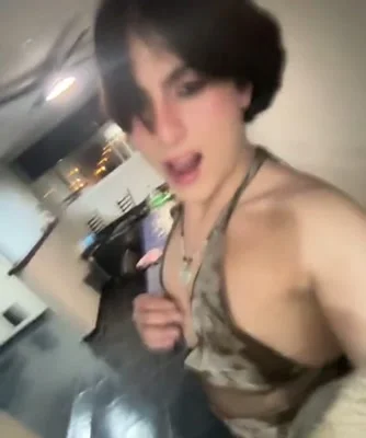 Leiis T (20 años) — Capital Federal, Argentina - 56