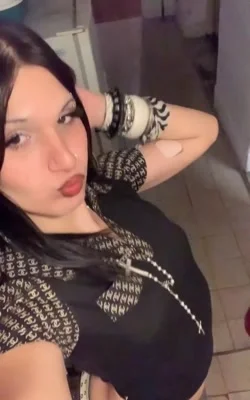 Celeste Kara (21 años) — Capital, Argentina - 19