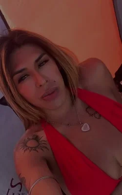 Ambar Merlos (28 años) — Morón, Argentina - 50