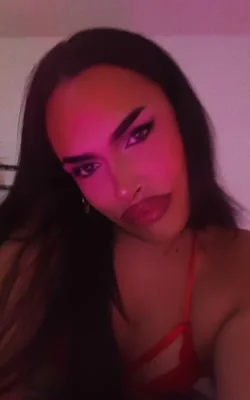Tina F (30 years) — Obelisco, Argentina - 189