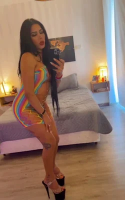 Mishell Zambrano (23 years) — Palermo, Argentina - 94